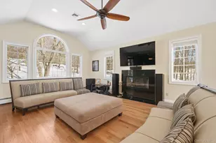 1 McCarthy Cir, Stony Point, NY 10980 - Photo 16