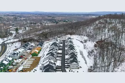 4034 Chestnut Ridge Rd Unit #62, Fishkill, NY 12524 - Photo 6