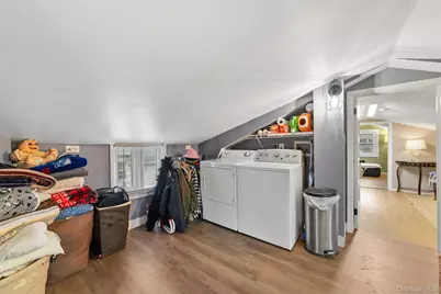 1408 Henry Avenue, Mamaroneck, NY 10543 - Photo 20