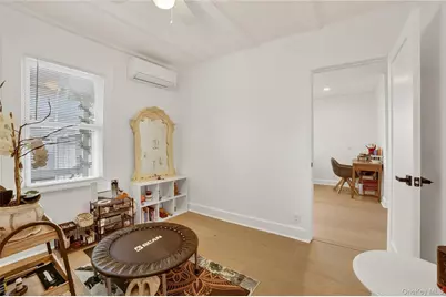 1408 Henry Avenue, Mamaroneck, NY 10543 - Photo 34