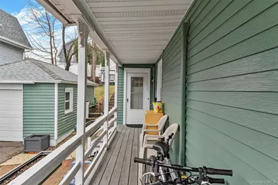 1408 Henry Avenue, Mamaroneck, NY 10543 - Photo 24