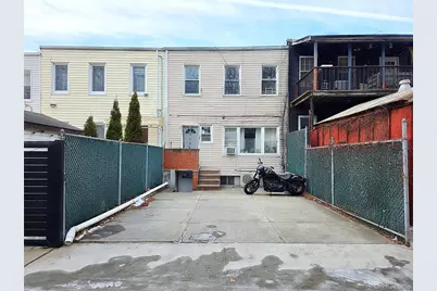 60-48 80th Avenue, Glendale, NY 11385 - Photo 36