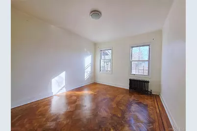 60-48 80th Avenue, Glendale, NY 11385 - Photo 4