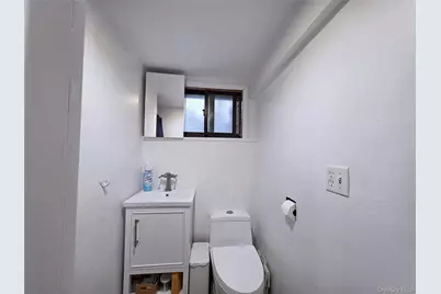 60-48 80th Avenue, Glendale, NY 11385 - Photo 32