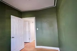 60-48 80th Ave, Glendale, NY 11385 - Photo 22