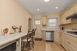 84-43 Kendrick Pl, Jamaica, NY 11432 - Photo 8