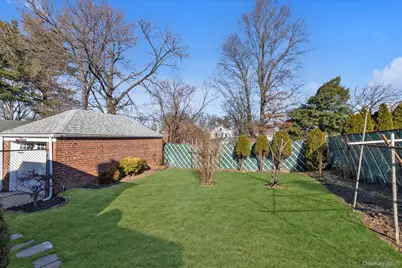 8443 Kendrick Place, Jamaica, NY 11432 - Photo 20