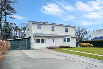 39 2nd Place, Central Islip, NY 11722 - Photo 1