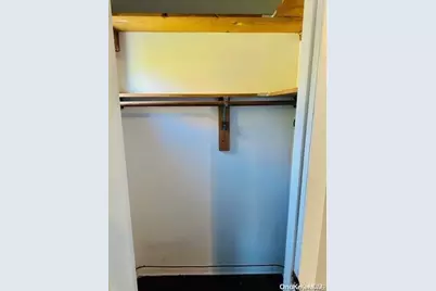 66 Folsom Avenue, Huntington Station, NY 11746 - Photo 16