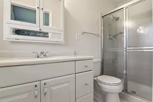 360 Woodbridge Dr, Ridge, NY 11961 - Photo 18