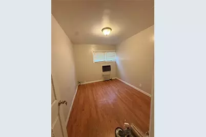 46-20 190 Street #1 FLOOR+BASEMENT, Flushing, NY 11358 - Photo 4