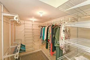 4 Deepdale Dr, Brentwood, NY 11717 - Photo 18