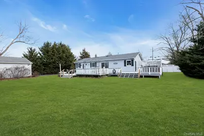 358 Rider Avenue, Patchogue, NY 11772 - Photo 24