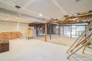 4 Laurel Ln, Shirley, NY 11967 - Photo 10