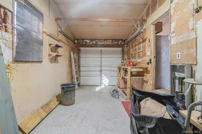 4 Laurel Lane, Shirley, NY 11967 - Photo 8