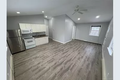 10 Matsunaye Drive, Medford, NY 11763 - Photo 2