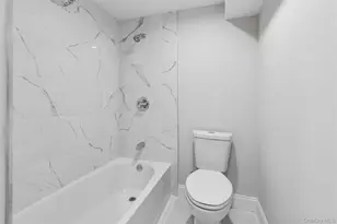 232 Berkshire Dr, Farmingville, NY 11738 - Photo 38