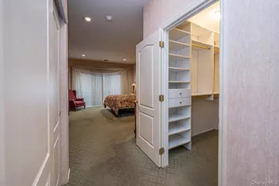 37 Windwatch Drive, Hauppauge, NY 11788 - Photo 22