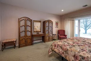 37 Windwatch Dr, Hauppauge, NY 11788 - Photo 24