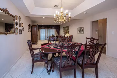 37 Windwatch Drive, Hauppauge, NY 11788 - Photo 12