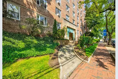 5601 Riverdale Avenue #5P, Bronx, NY 10471 - Photo 12