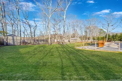 7 Sander Court, Middle Island, NY 11953 - Photo 36