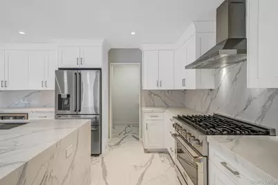 7 Sander Court, Middle Island, NY 11953 - Photo 16