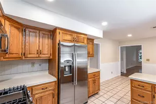 163 W Park Ave, Pearl River, NY 10965 - Photo 20