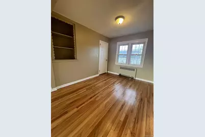 243 Lee Avenue, Hicksville, NY 11801 - Photo 4