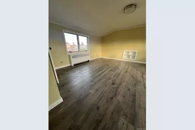 243 Lee Avenue, Hicksville, NY 11801 - Photo 12