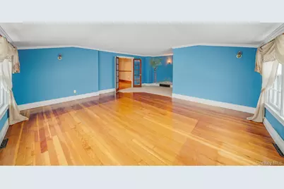 778 Terry Road, Hauppauge, NY 11788 - Photo 8