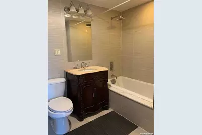 133-38 Sanford Avenue #7E, Flushing, NY 11355 - Photo 4