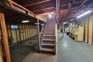 227-54 Murdock Ave, Queens Village, NY 11429 - Photo 22