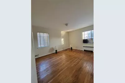 22754 Murdock Avenue, Queens Village, NY 11429 - Photo 10