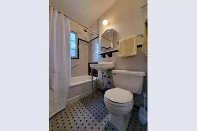22754 Murdock Avenue, Queens Village, NY 11429 - Photo 16