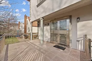 81-32 265th St, Glen Oaks, NY 11004 - Photo 34