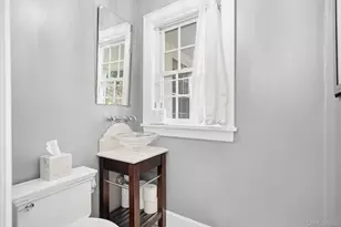 221 Paine Ave, New Rochelle, NY 10804 - Photo 16