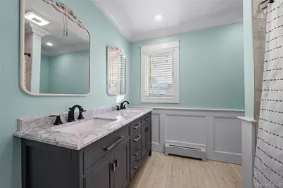 60 Pickwick Lane, North Babylon, NY 11703 - Photo 20