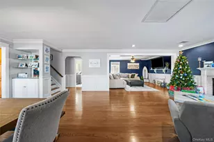 60 Pickwick Ln, North Babylon, NY 11703 - Photo 16