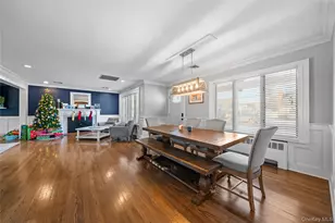 60 Pickwick Ln, North Babylon, NY 11703 - Photo 14