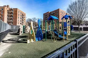 75-08 Bell Blvd, Bayside, NY 11364 - Photo 28