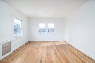 9 Hanover Pl, Rockville Centre, NY 11570 - Photo 4