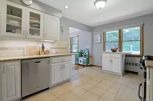 42 Briarwood Dr, New City, NY 10956 - Photo 14