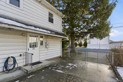 2377 Stewart Avenue, Westbury, NY 11590 - Photo 22