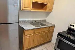 686 E 223rd St, Bronx, NY 10466 - Photo 2