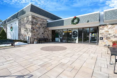 423 Woodbridge Drive #B, Ridge, NY 11961 - Photo 28