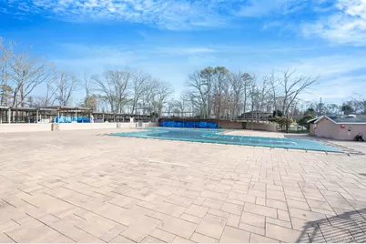 423 Woodbridge Drive #B, Ridge, NY 11961 - Photo 30