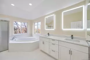 1 Crystal Ct, Smithtown, NY 11787 - Photo 34