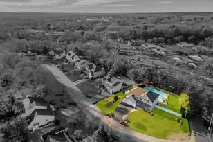 1 Crystal Ct, Smithtown, NY 11787 - Photo 6