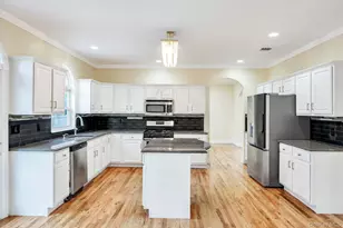 1 Crystal Ct, Smithtown, NY 11787 - Photo 16